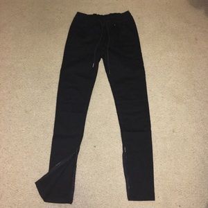 black twill zipper pants